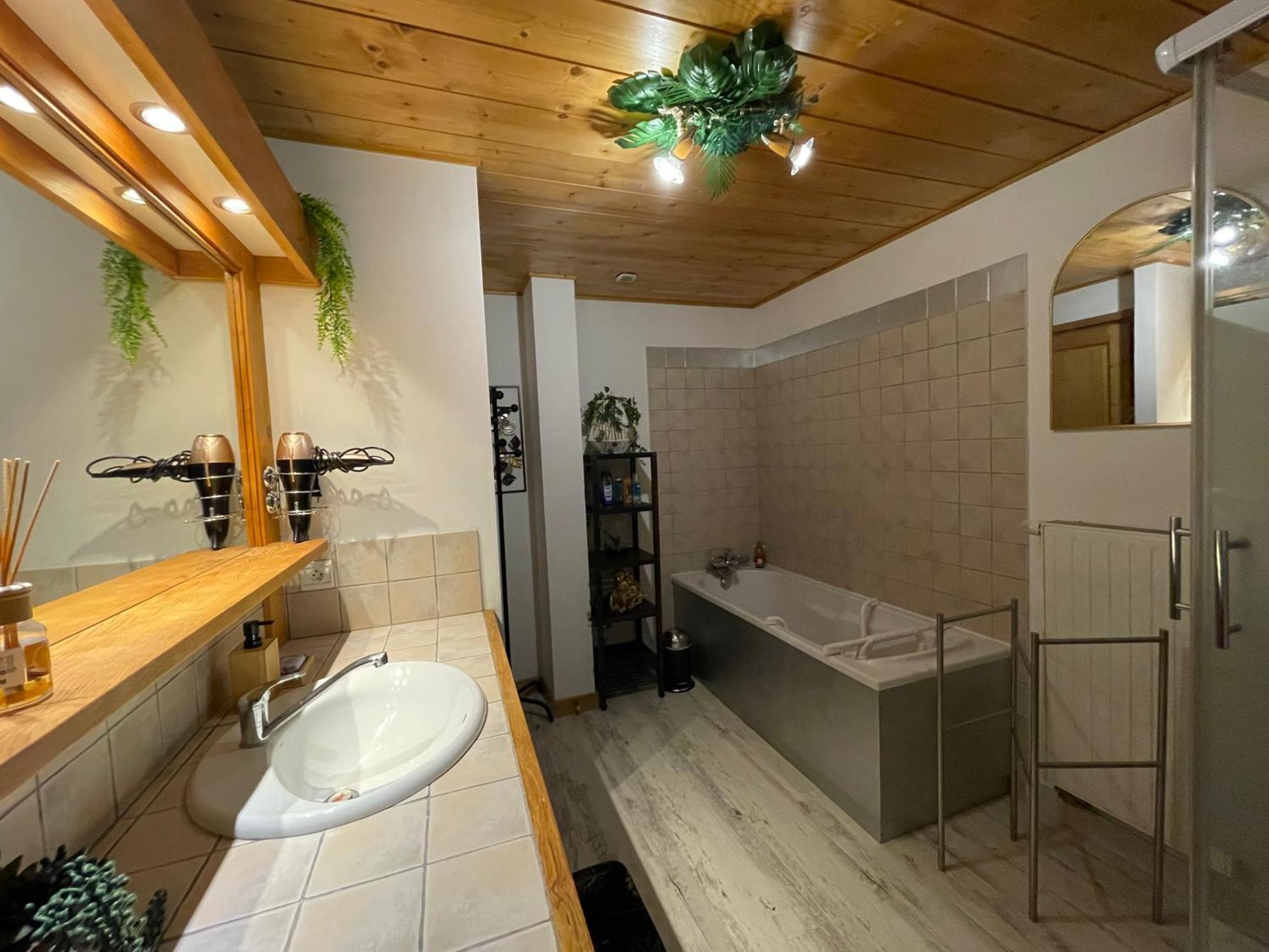 Rooftop 1 - Jacuzzi Prive Au Pied Du Monte-Blanco ซาล็องช์ ภายนอก รูปภาพ
